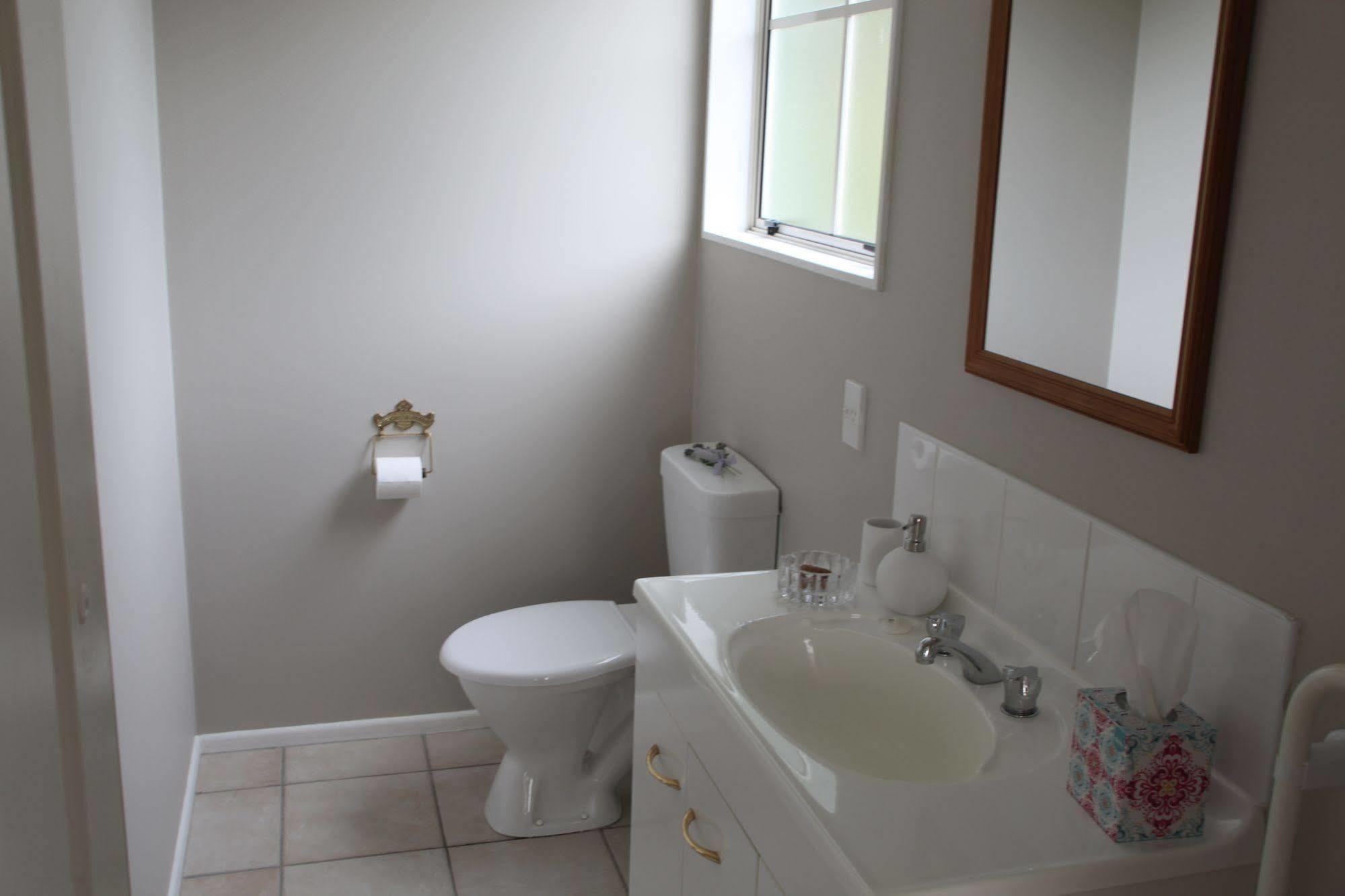 The Loft Bed And Breakfast Taupo Exterior foto