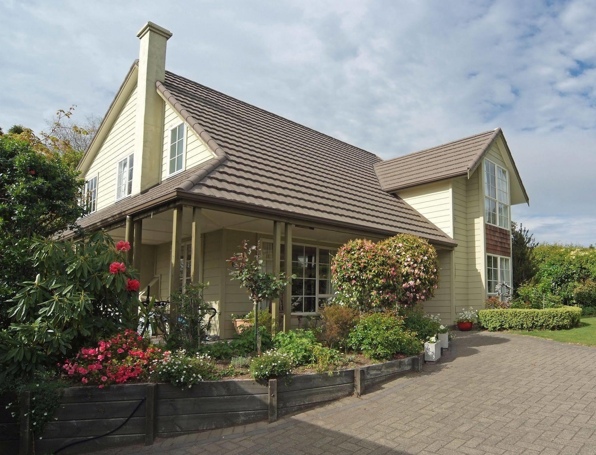 The Loft Bed And Breakfast Taupo Exterior foto