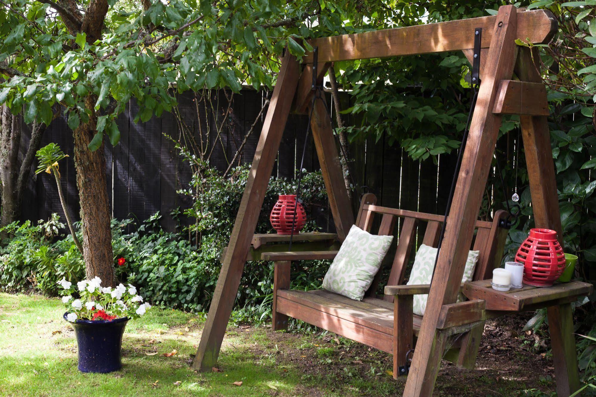 The Loft Bed And Breakfast Taupo Exterior foto